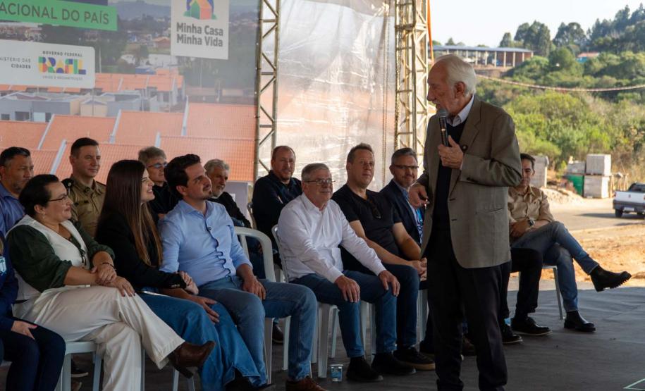 Estado investe quase R$ 1 milhão para ajudar 46 famílias de Irati a comprarem a casa própria