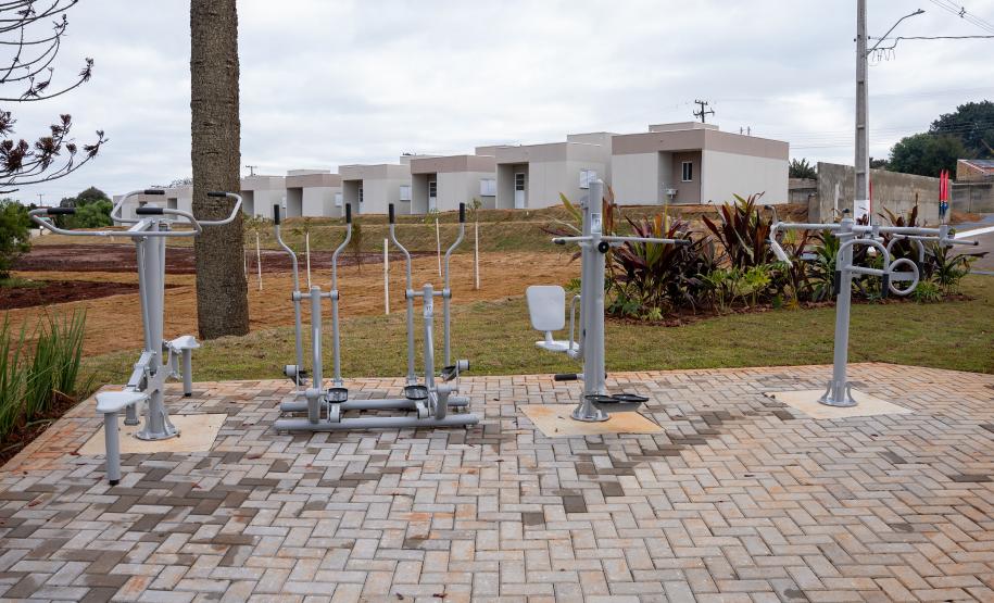 Erguido com apoio do Estado, bairro planejado de Ponta Grossa recebe 293 moradores