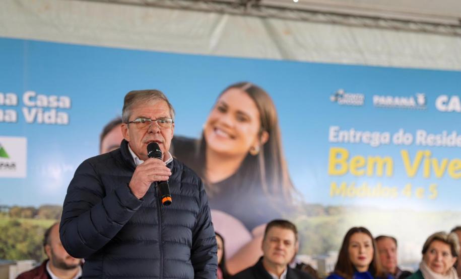 Erguido com apoio do Estado, bairro planejado de Ponta Grossa recebe 293 moradores