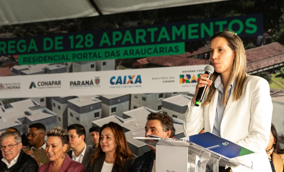 Estado entrega residencial com 128 apartamentos para atender famílias de Londrina