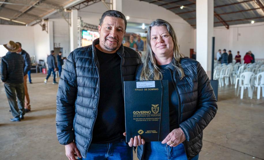 Governo do Estado regulariza 61 propriedades rurais em Boa Ventura de São Roque