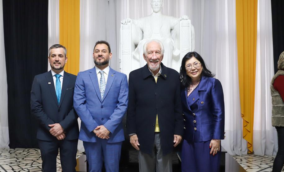 Na posse de vice-reitora, Piana diz que UTFPR é essencial na formação de trabalhadores