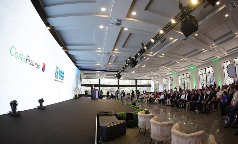 Com apoio do Estado, Foz do Iguaçu vai ganhar Centro Cívico muito mais moderno