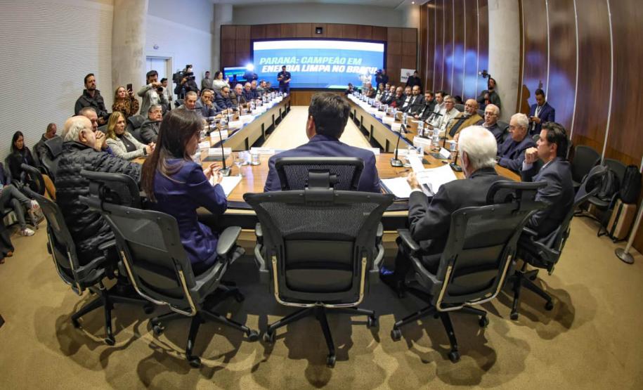 Paraná receberá investimento de R$ 1,1 bilhão em 11 novas PCHs nos próximos anos