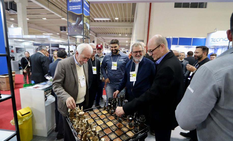 Darci Piana enfatiza a força da indústria paranaense em evento do setor de plástico