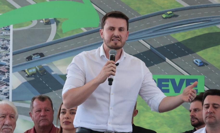 Estado e Fazenda Rio Grande firmam convênio de R$ 96 milhões para viadutos na BR-116