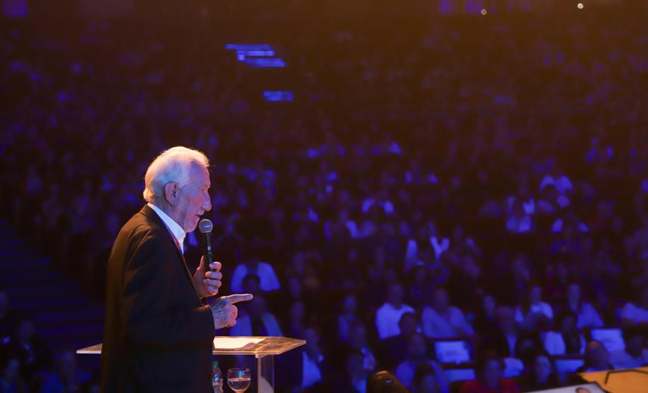 Fomento Paraná reduz taxas de juros para incentivar microcrédito e capital de giro