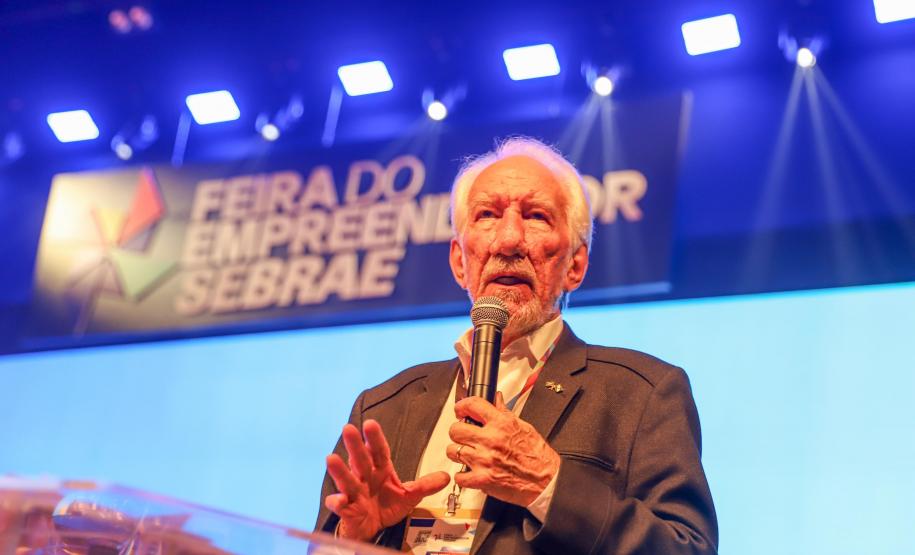 Fomento Paraná reduz taxas de juros para incentivar microcrédito e capital de giro