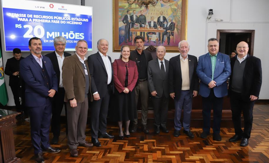 Governo do Paraná investe R$ 20 milhões para auxiliar na construção do HCzinho da UFPR