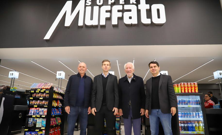 Piana destaca crescimento dos supermercados no Paraná em inauguração do Grupo Muffato