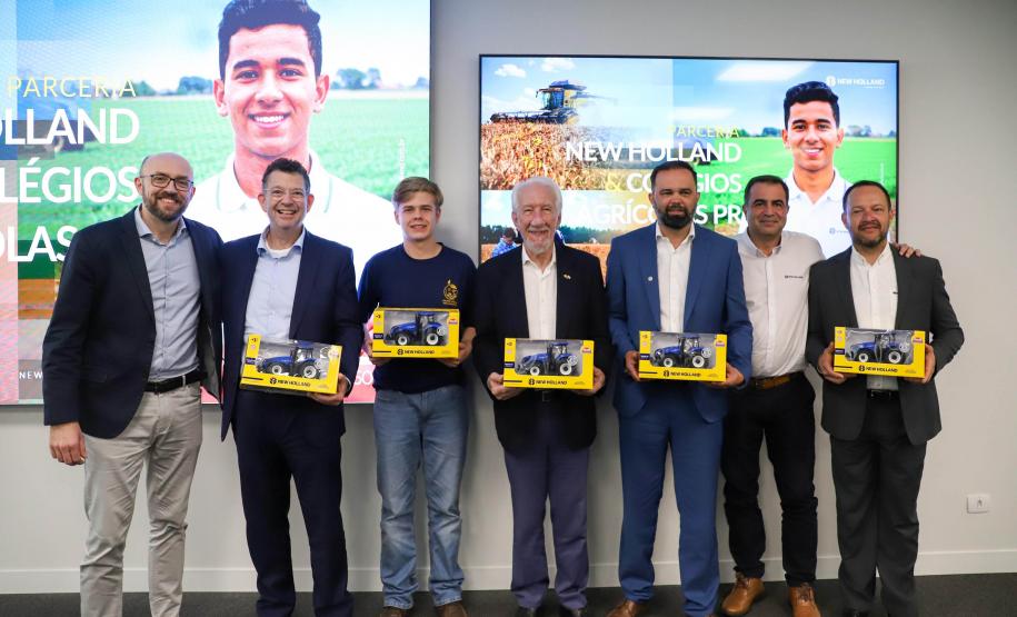 Agricultura digital: parceria com New Holland vai beneficiar 4,5 mil alunos de colégios agrícolas