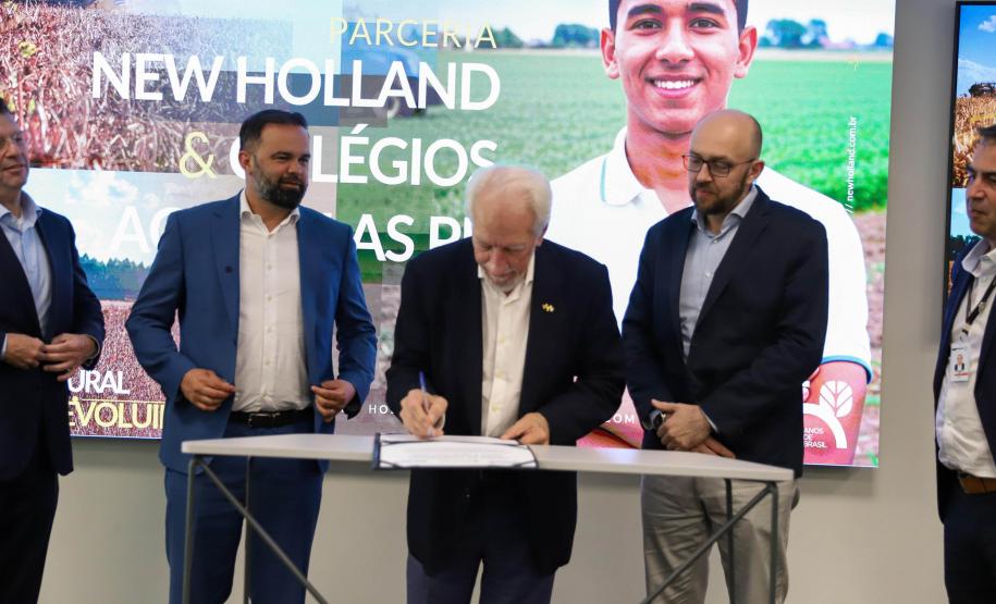 Agricultura digital: parceria com New Holland vai beneficiar 4,5 mil alunos de colégios agrícolas