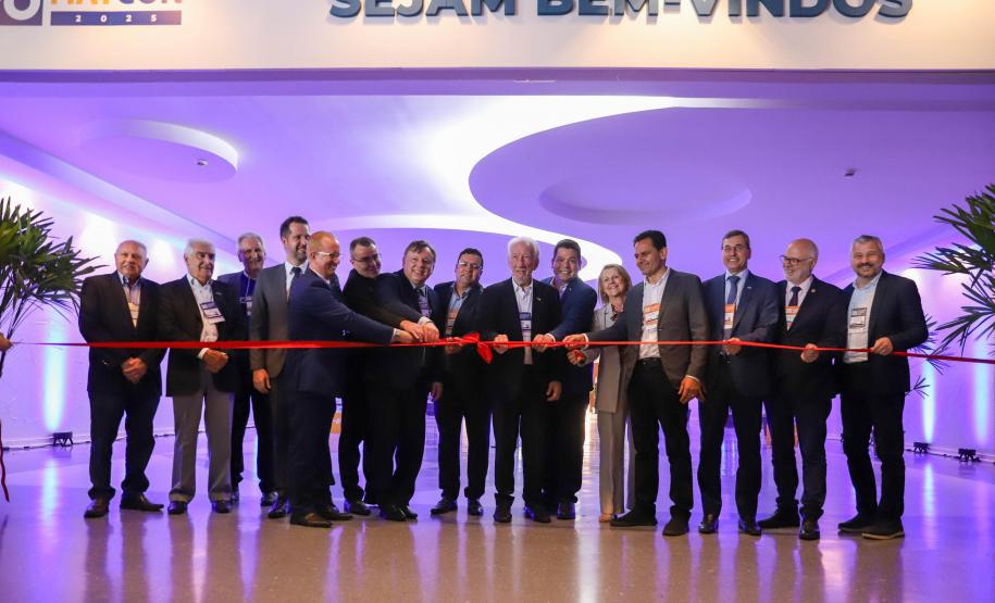 Obras do Estado ajudam a impulsionar setor da construção civil, destaca o vice-governador