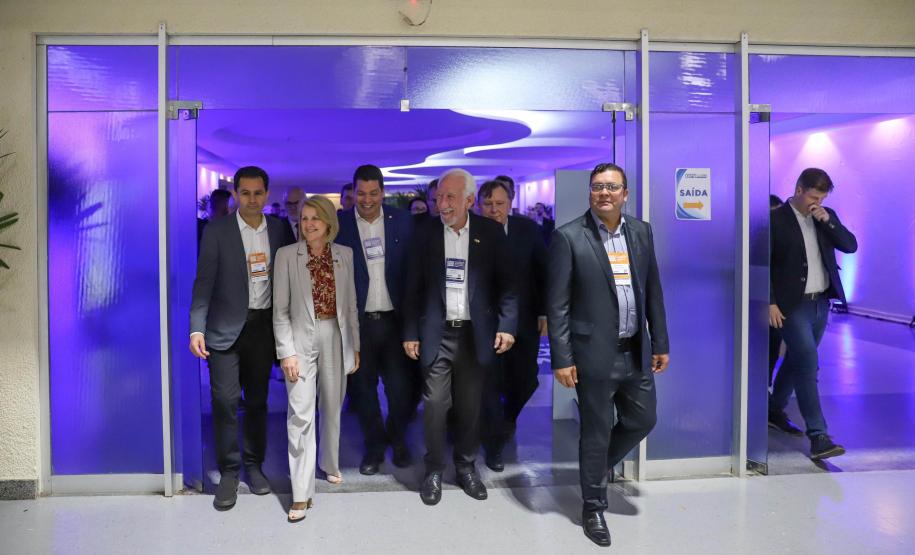 Obras do Estado ajudam a impulsionar setor da construção civil, destaca o vice-governador