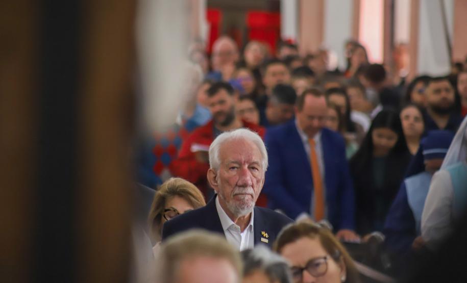 Piana participa da posse de Dom Paulo Alves Romão como bispo de Paranaguá, no Litoral