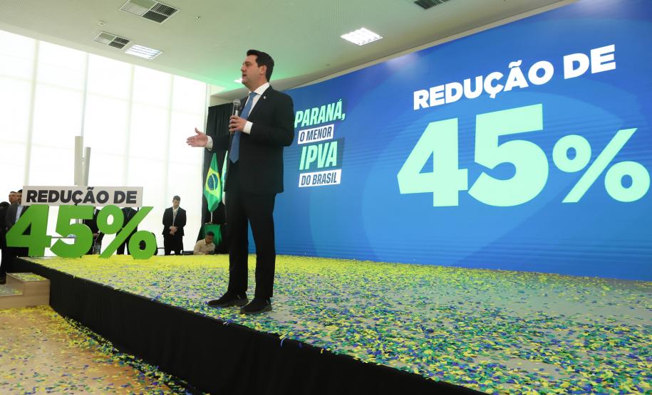 Ratinho Junior sanciona lei que reduz IPVA no Paraná e garante menor alíquota do Brasil