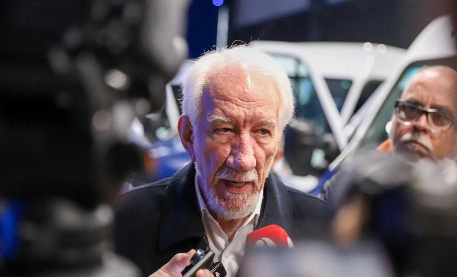 ADAPTAÇÕES – A Raytec, que possui diversas certificações de qualidade internacionais, atende tanto ao setor público quanto ao mercado privado. Os veículos podem ser, por exemplo, adaptados para uso como ambulâncias, transporte de cães, transporte de presos, consultórios móveis – odontológicos, oftalmológicos, ginecológicos –, serviços móveis (pet shop, salão de beleza, food truck), transporte urbano, entre outros. A empresa também trabalha com a customização de viaturas das forças de segurança.  “Temos hoje