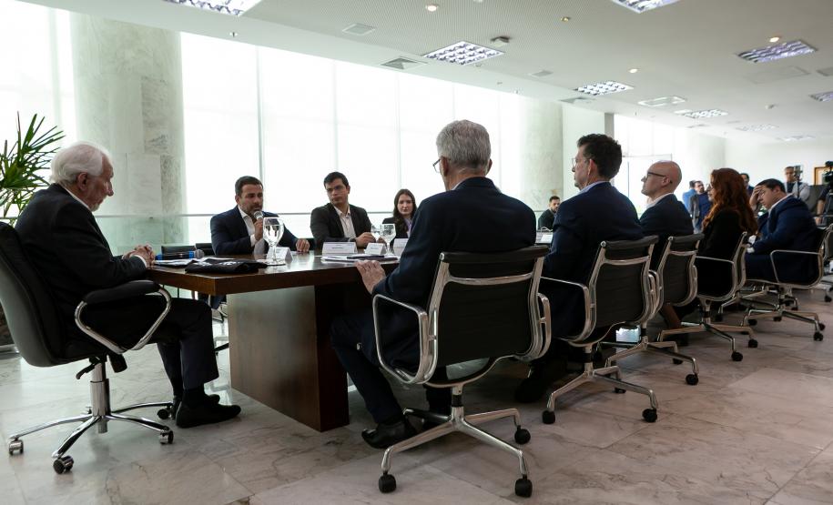 Governo do Paraná e BlackRock anunciam parceria para buscar investimentos internacionais