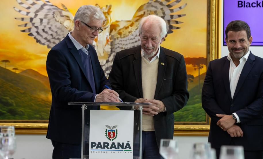 Governo do Paraná e BlackRock anunciam parceria para buscar investimentos internacionais