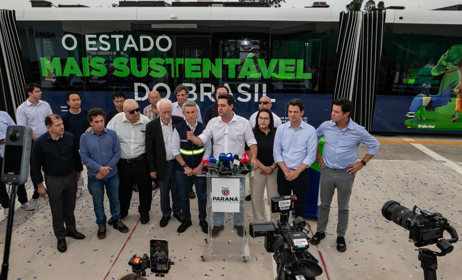 BUD traz inovação e será alternativa sustentável ao transporte coletivo, diz Ratinho Junior