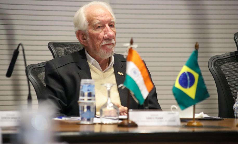 Paraná debate parcerias em inovação e tecnologia com novo embaixador da Índia
