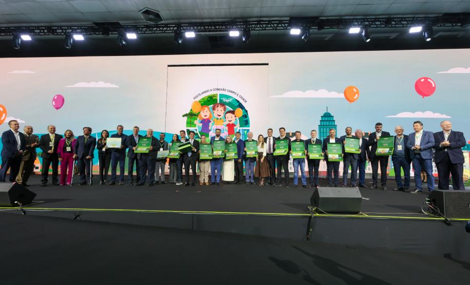 Com apoio do Estado, Agrinho celebra 30 anos de integração entre campo e cidade