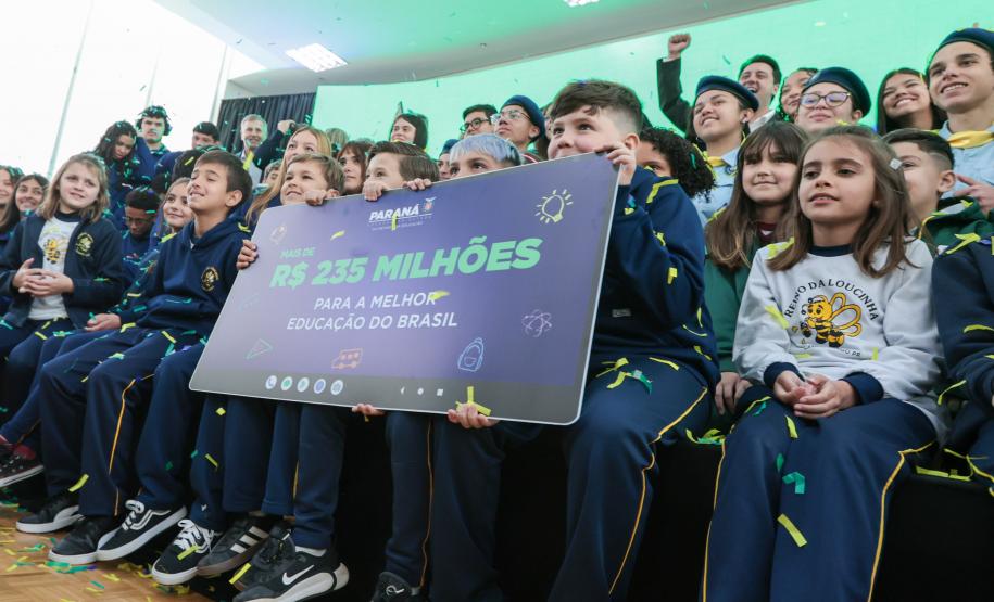 Governo anuncia R$ 132 milhões em 94 obras de reformas de escolas estaduais