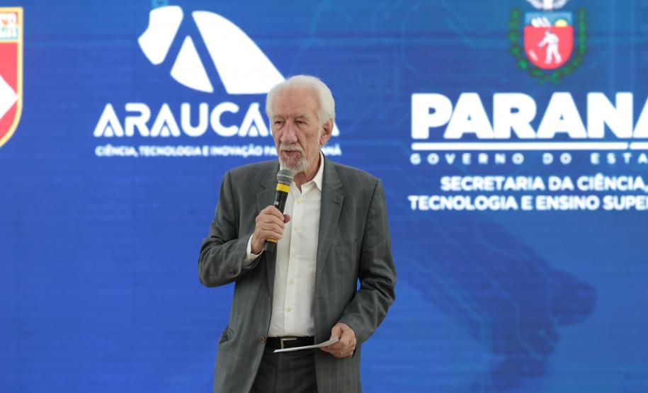 Paraná firma parceria com Exército para incentivar pesquisas em IA e cibersegurança