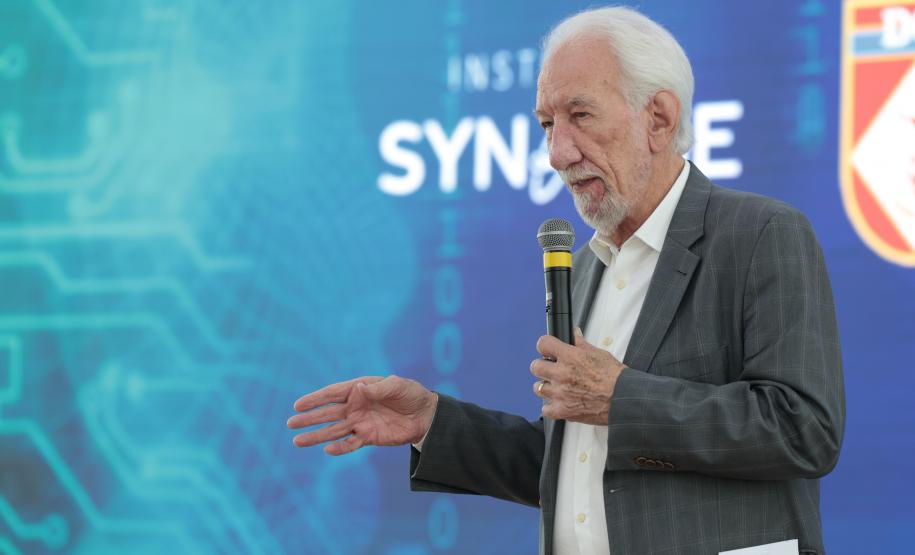 Paraná firma parceria com Exército para incentivar pesquisas em IA e cibersegurança