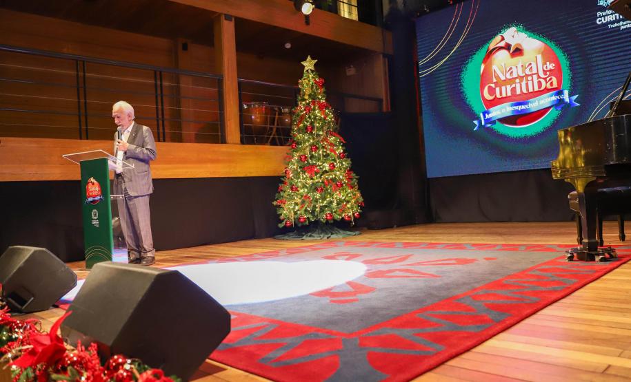 150 espetáculos e apoio inédito do Estado: Curitiba terá a maior programação natalina do Brasil