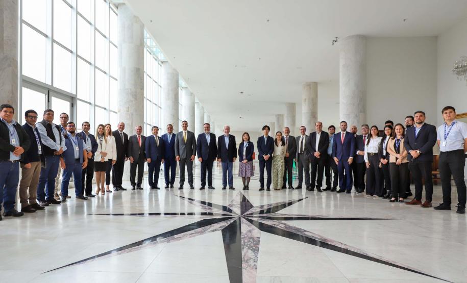 Sanepar consolida parceria com Paraguai e ajuda país a evitar perdas de água na distribuição