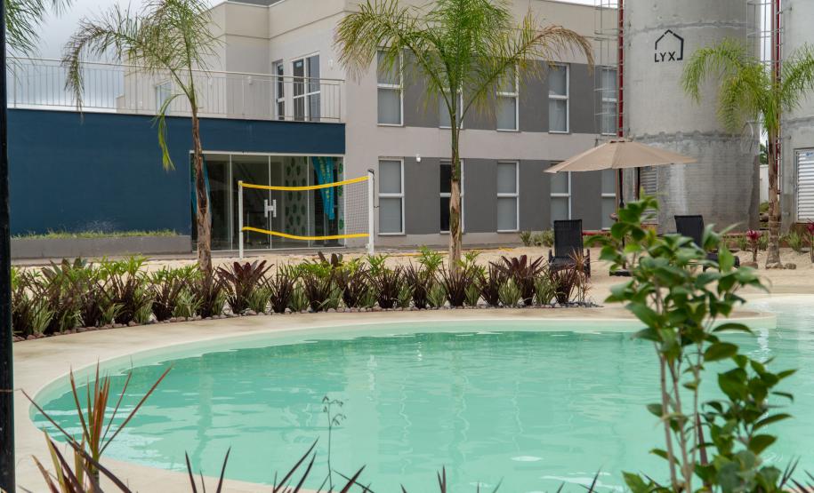 Governador inaugura condomínio clube com 864 apartamentos em Almirante Tamandaré