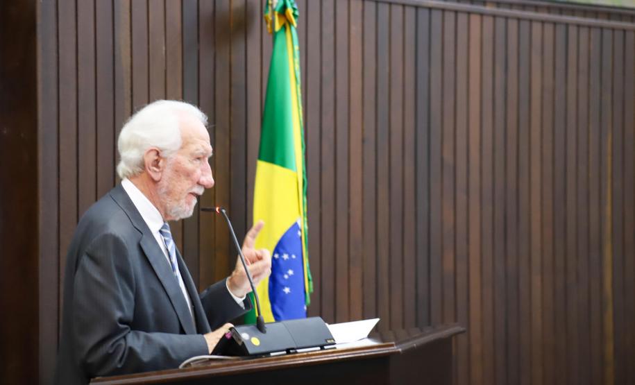 Piana participa de cerimônia que moderniza tramitação de processos no TJPR