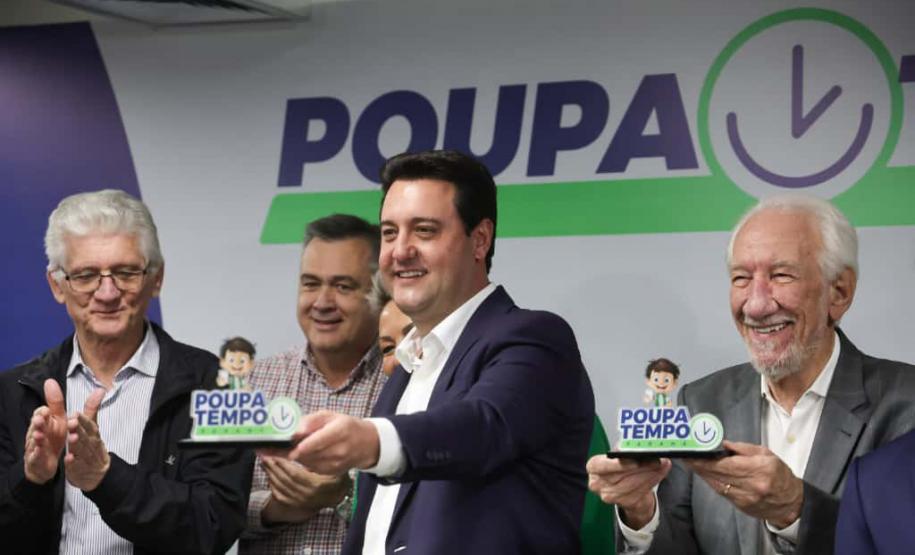 Com mais de 200 serviços, 1ª unidade do Poupatempo Paraná é inaugurada em Curitiba