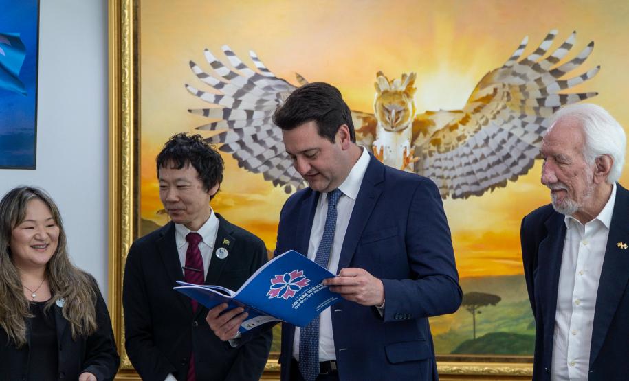 Governador Ratinho Junior é homenageado com honraria da província japonesa de Hyogo