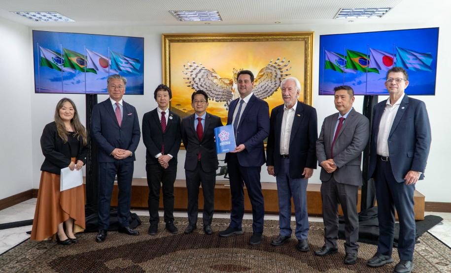 Governador Ratinho Junior é homenageado com honraria da província japonesa de Hyogo