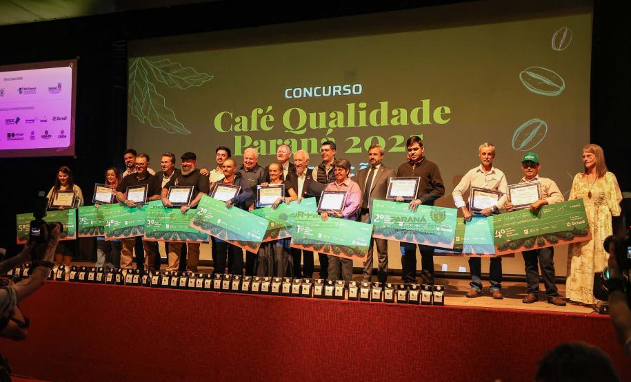 Produtoras de Apucarana e Pinhalão vencem o Concurso Café Qualidade 2025