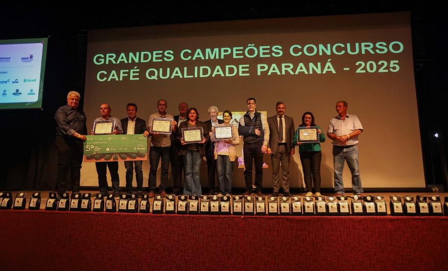 Produtoras de Apucarana e Pinhalão vencem o Concurso Café Qualidade 2025