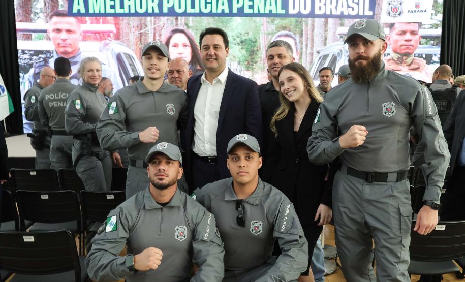 Com posse de 429 policiais penais, Paraná fortalece gestão da segurança pública