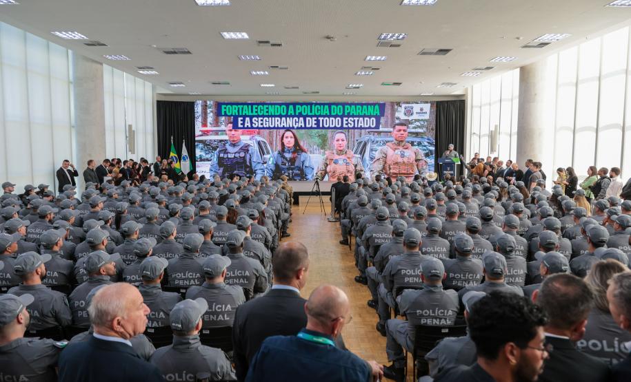 Com posse de 429 policiais penais, Paraná fortalece gestão da segurança pública