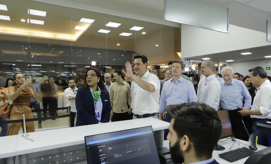 Ratinho Junior inaugura Poupatempo de Maringá; unidades já fizeram 45 mil atendimentos