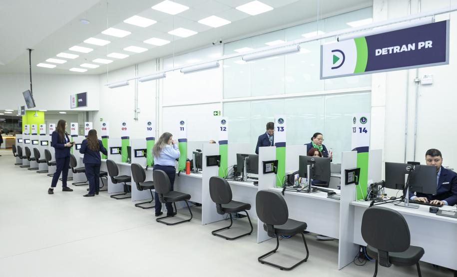 Ratinho Junior inaugura Poupatempo de Maringá; unidades já fizeram 45 mil atendimentos