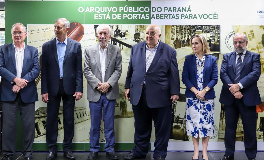 Arquivo Público do Paraná inaugura exposição valorizando a história do cooperativismo