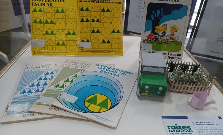 Arquivo Público do Paraná inaugura exposição valorizando a história do cooperativismo