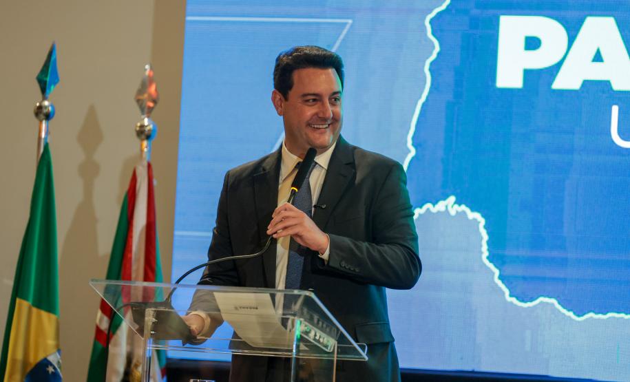 Governador Ratinho Junior recebe Troféu Guerreiro do Movimento Pró-Paraná