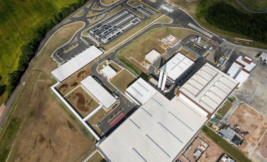 Com R$ 1 bilhão da Ambev, Paraná vai concentrar produção de garrafas para todo o Brasil