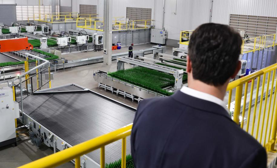 Com R$ 1 bilhão da Ambev, Paraná vai concentrar produção de garrafas para todo o Brasil