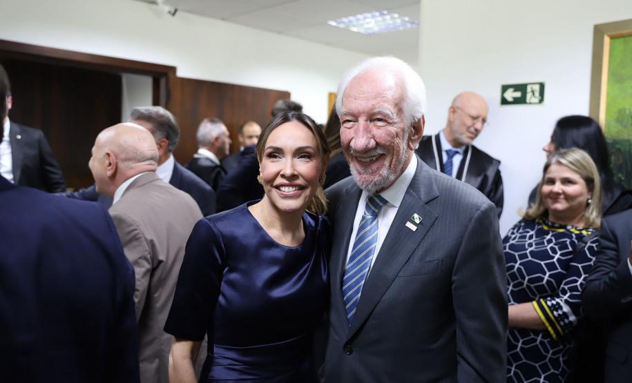 Ex-procuradora-geral do Estado toma posse como desembargadora no TJPR