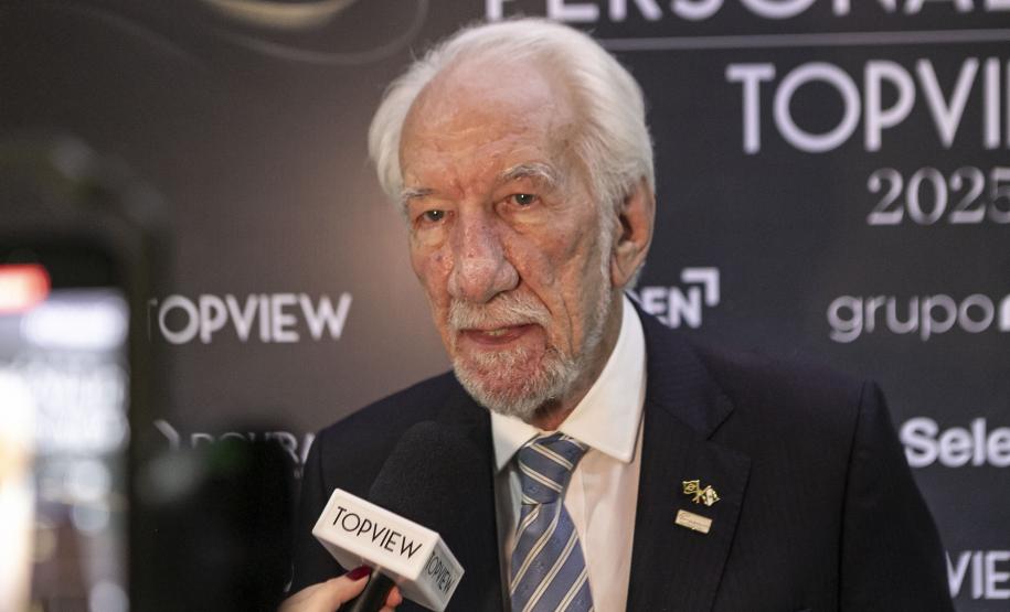 Ratinho Junior é eleito pela segunda vez personalidade do ano no prêmio TOPVIEW