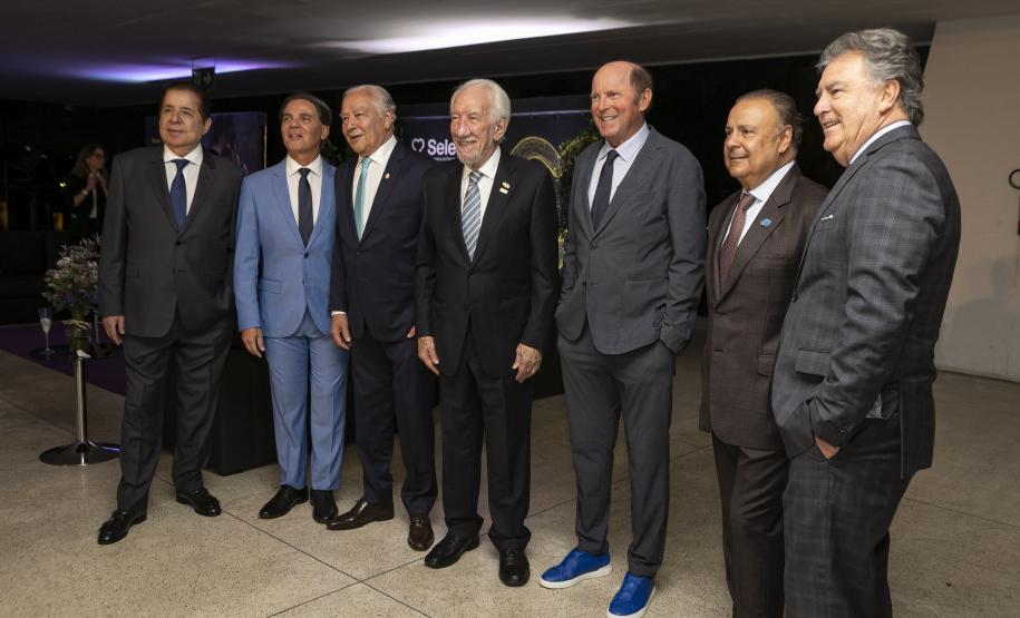 Ratinho Junior é eleito pela segunda vez personalidade do ano no prêmio TOPVIEW